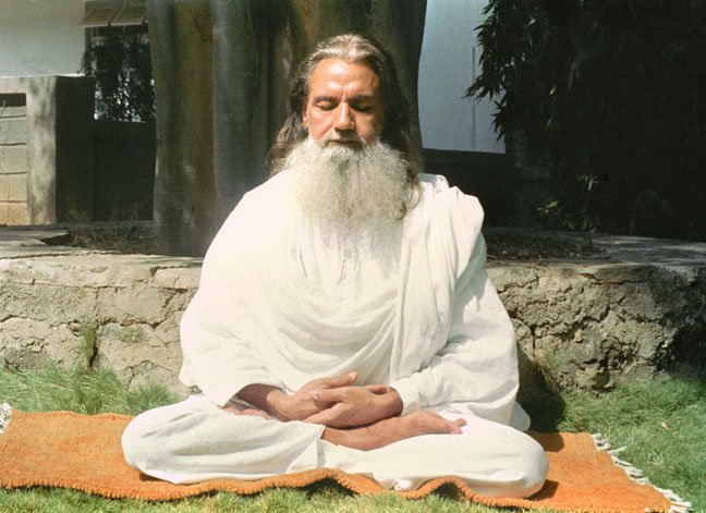 Swami Amar Jyoti at Jyoti Ashram, Pune, India, 1998.